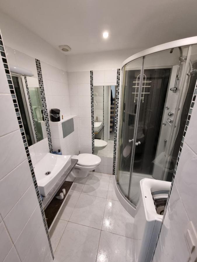T2 Chaleureux Et Fonctionnel Avec Climatisation Villa Draguignan Eksteriør bilde